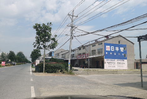 界首如何能保证墙体广告的醒目性？